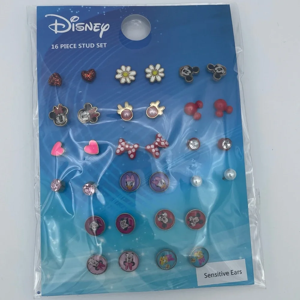 16 Piece Disney Stud Earring Set NWT